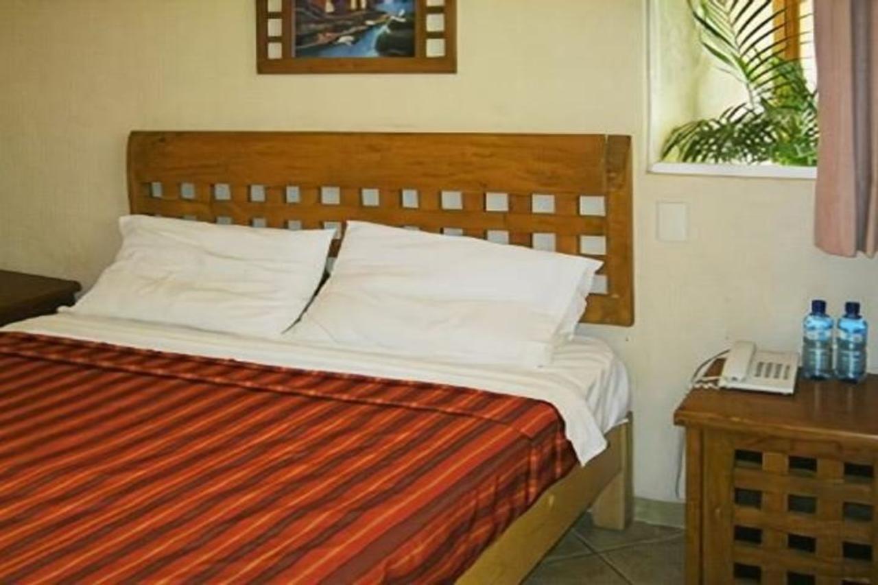 Hotel Real Santa Maria كويرنافاكا المظهر الخارجي الصورة
